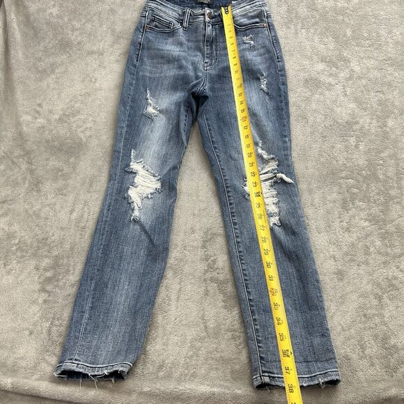 Judy Blue Jeans Womens 3 / 26 Boyfriend Fit Medium Wash Stretch Denim Distressed - Picture 4 of 16